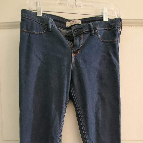Hollister Jeggings - Picture 2 of 3
